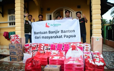 RESPON CEPAT LAZ AS SALAAM JAYAPURA UNTUK WARGA KORBAN BANJIR DI CILEGON